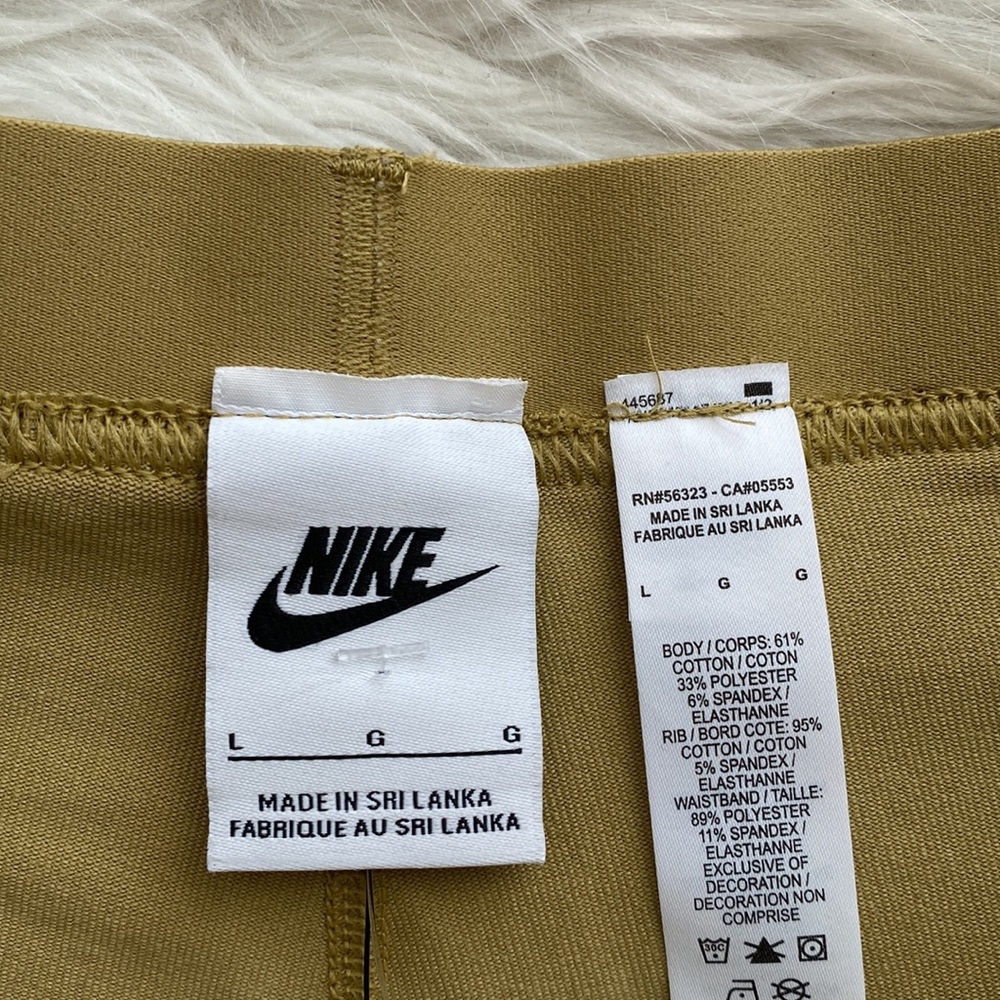 Nike | Air Rib Shorts - Picture 10 of 10